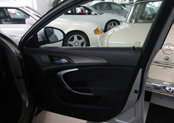 Opel Insignia cena 21900 przebieg: 193832, rok produkcji 2009 z Gniezno małe 631